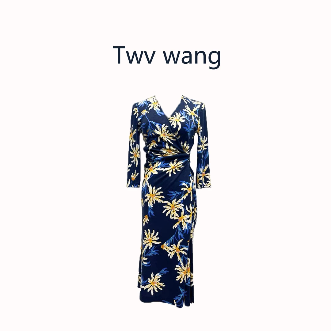 Twv wang莱赛尔羊毛秋冬款气质印花V领七分袖扭结收腰连衣裙女
