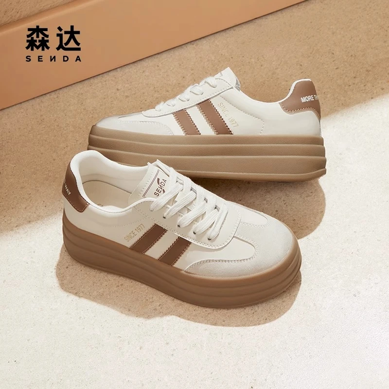 Senda/森达德训鞋女鞋秋款复古软底厚底增高运动休闲板鞋ZCC78CM4