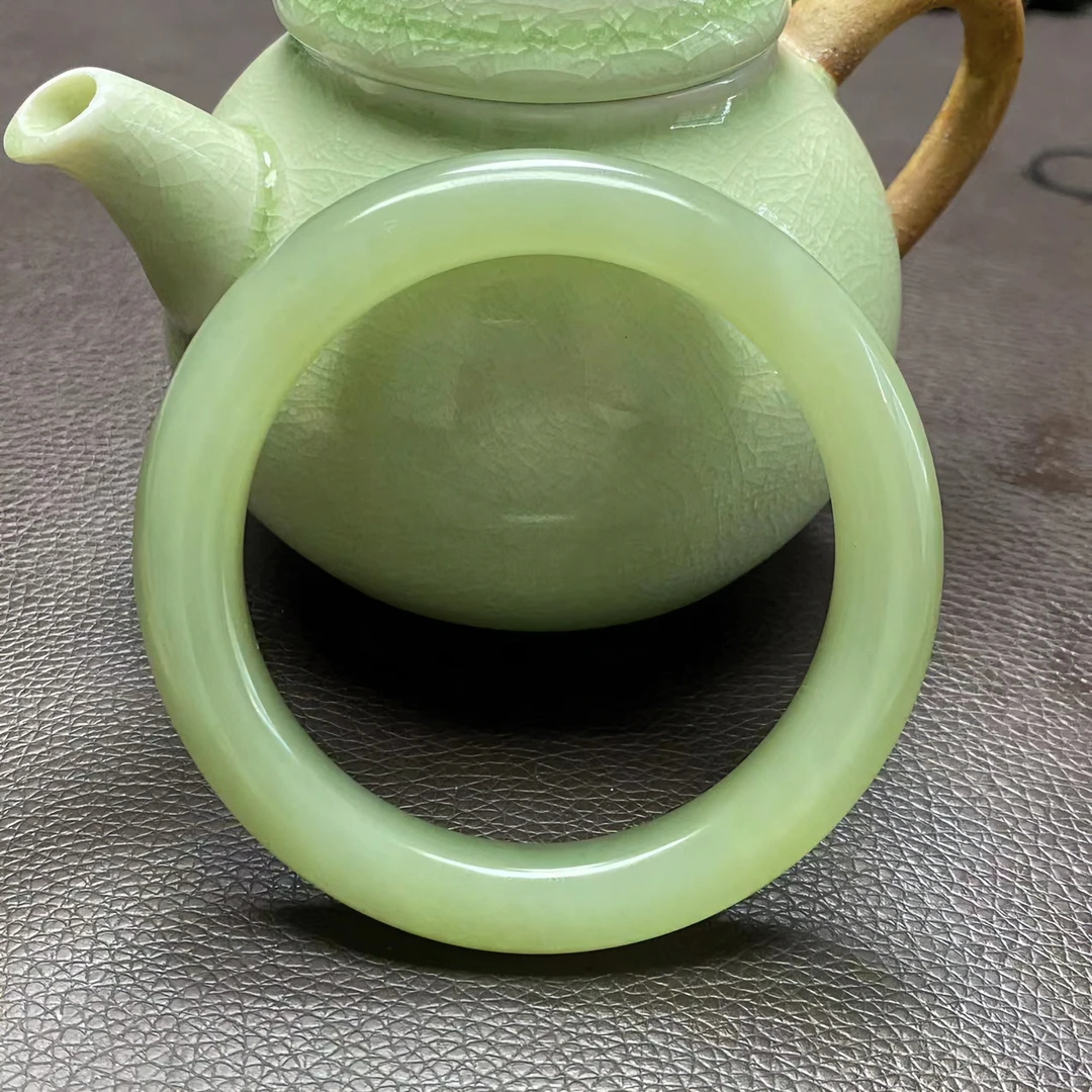 【迈越珠宝3202】天然和田玉高冰晴水手镯精美时尚百搭简约冰透女款