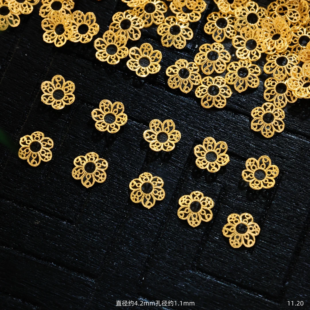 【金豆团购】4片||18K金大孔莲花花托经典不变形（6-10mm珠）D