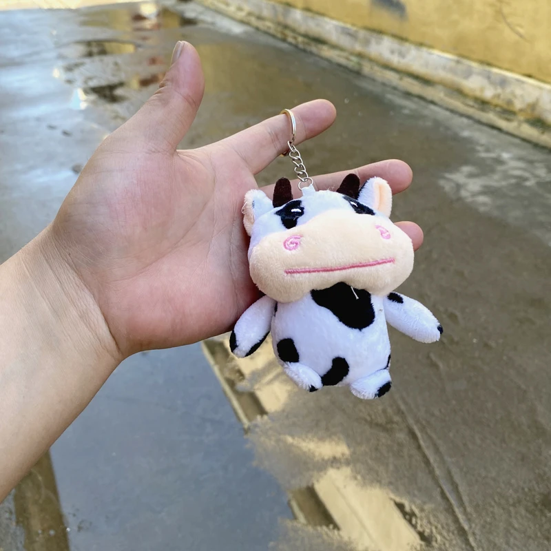 包邮小奶牛公仔小挂件恶搞怪小奶牛沙雕4寸毛绒玩具娃娃爪机娃娃