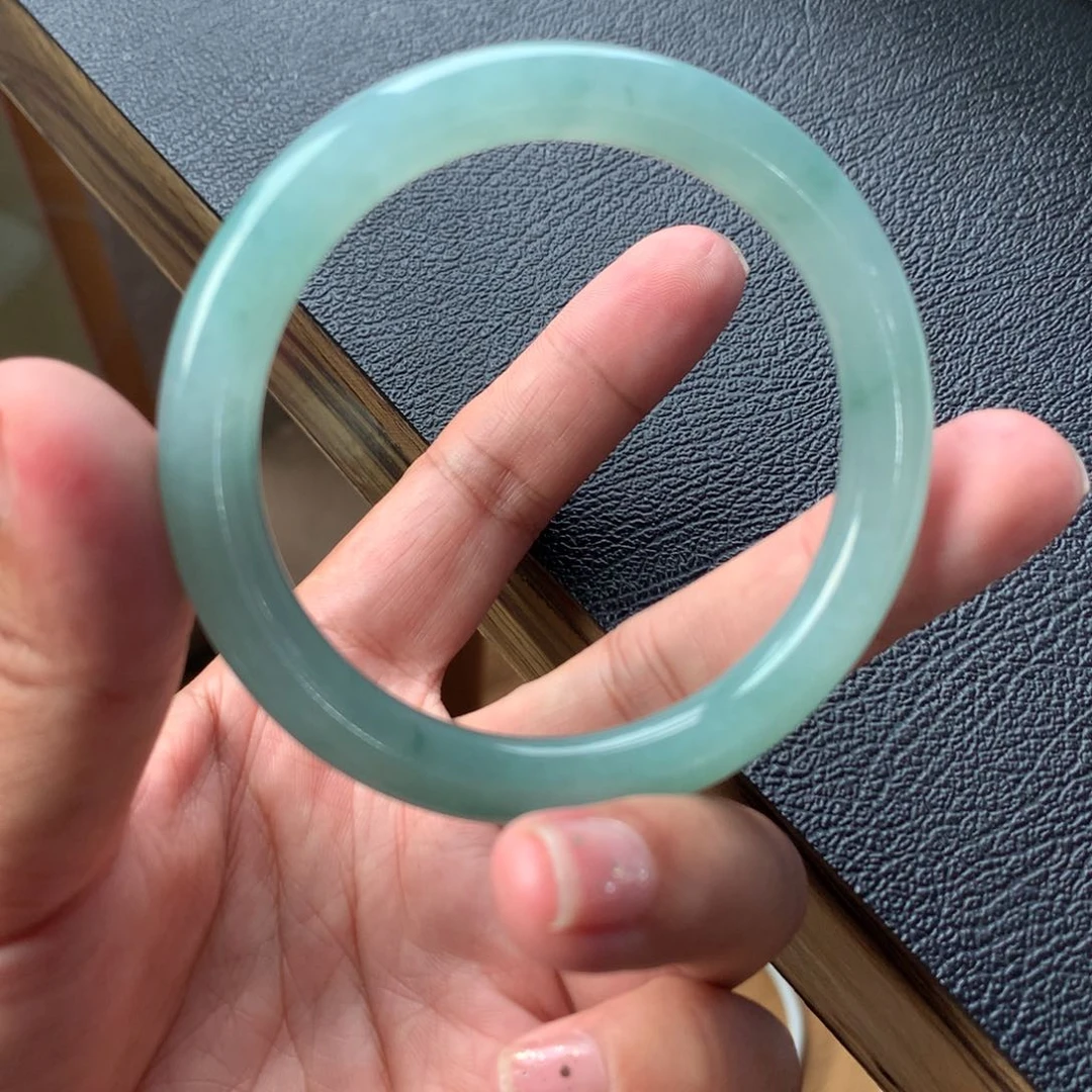 翡翠手镯未镶嵌6号