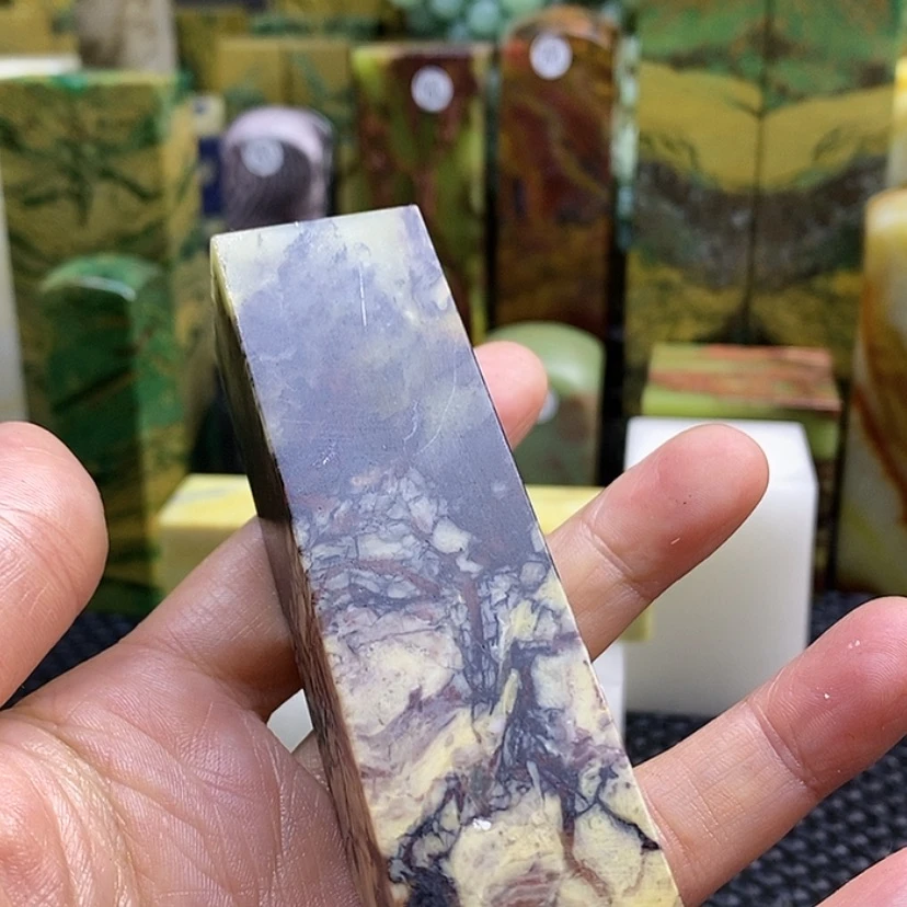 【闪购商品】青田石千**强青田石印章石