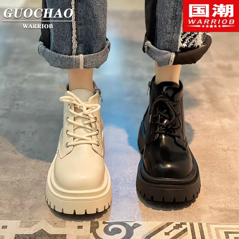 回力瑞白色厚底马丁靴女秋季2023新款英伦风网红爆款短靴春秋单靴