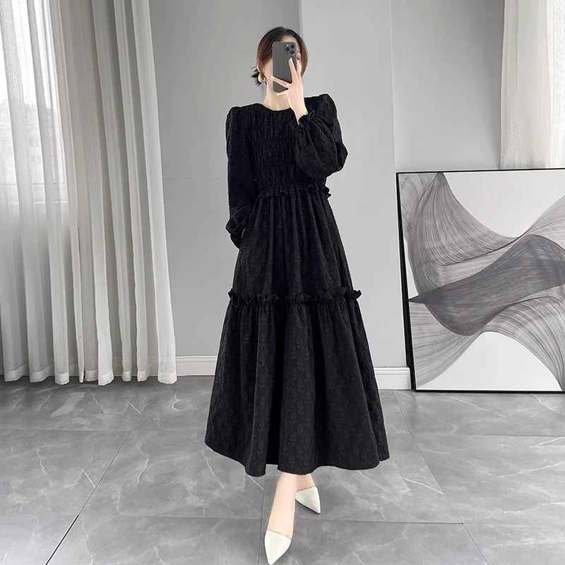 大码女装秋季新款泡泡袖圆领黑色长袖连衣裙遮肉显瘦气质长款裙子