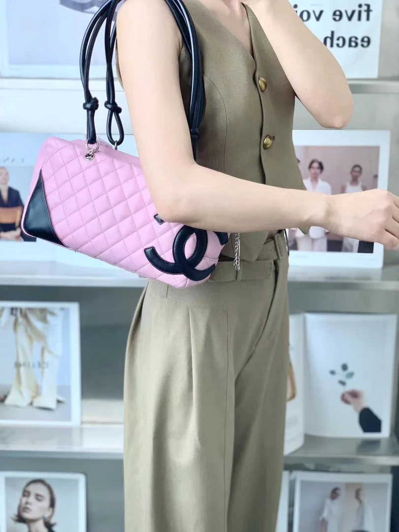 95新 Chanel/香奈儿 香奈儿康鹏枕头包粉色/无公价/优品