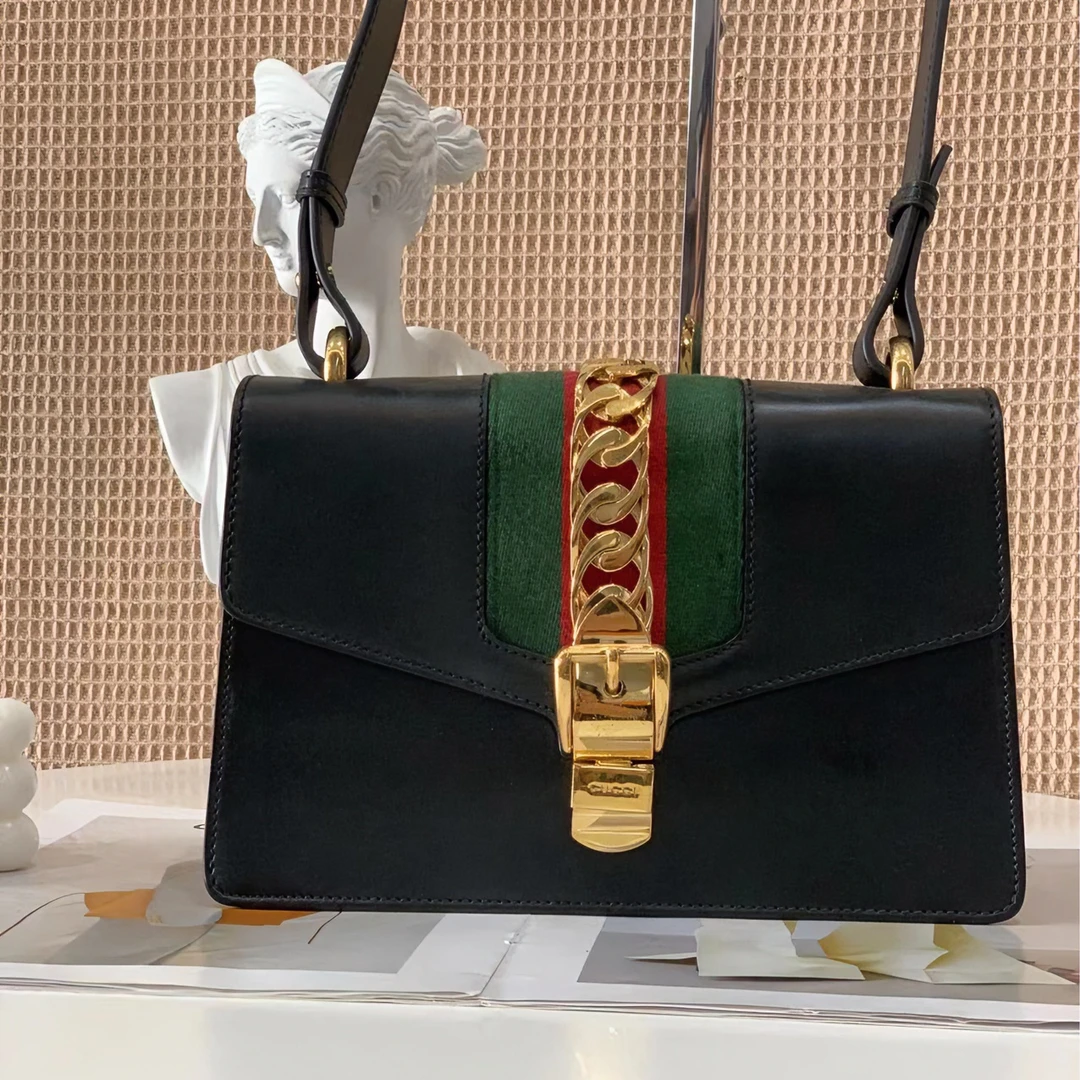 99新 GUCCI/古驰 gucci 塞尔维亚中号黑色单肩斜挎包/无公价/优品