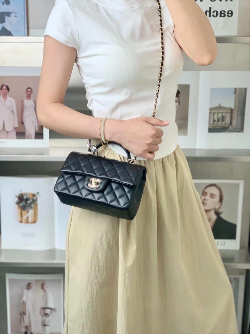 全新未使用 Chanel/香奈儿 香奈儿cf手柄大mini黑金包/优品