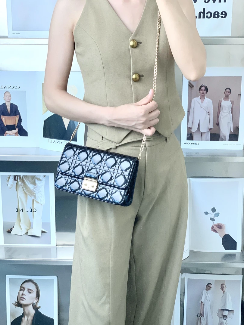 95新 DIOR/迪奥 dior miss黑金漆皮链条包/公价无/优品