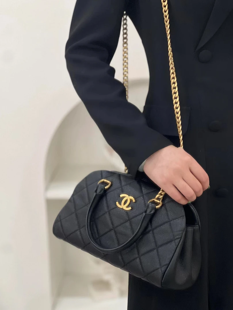 99新 Chanel/香奈儿 香奈儿保龄球小号黑金荔枝纹/优选