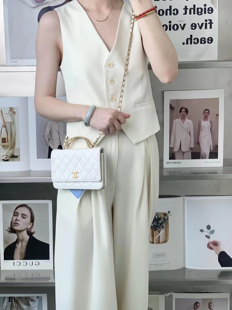 99新 Chanel/香奈儿 香奈儿23b手柄woc白金/优品