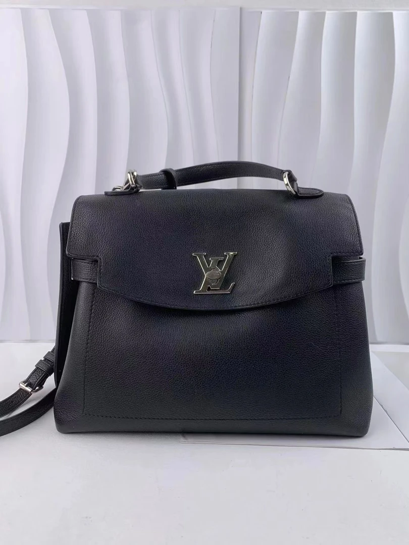 99新 LouisVuitton/路易威登 lv lockme大号黑色包  /无公价/优品