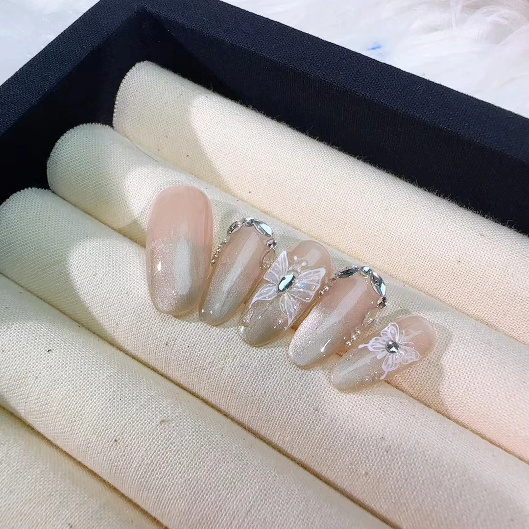 （蝶王）中椭圆立体蝴蝶纯手工穿戴甲显手长手白立体蝴蝶高级感强
