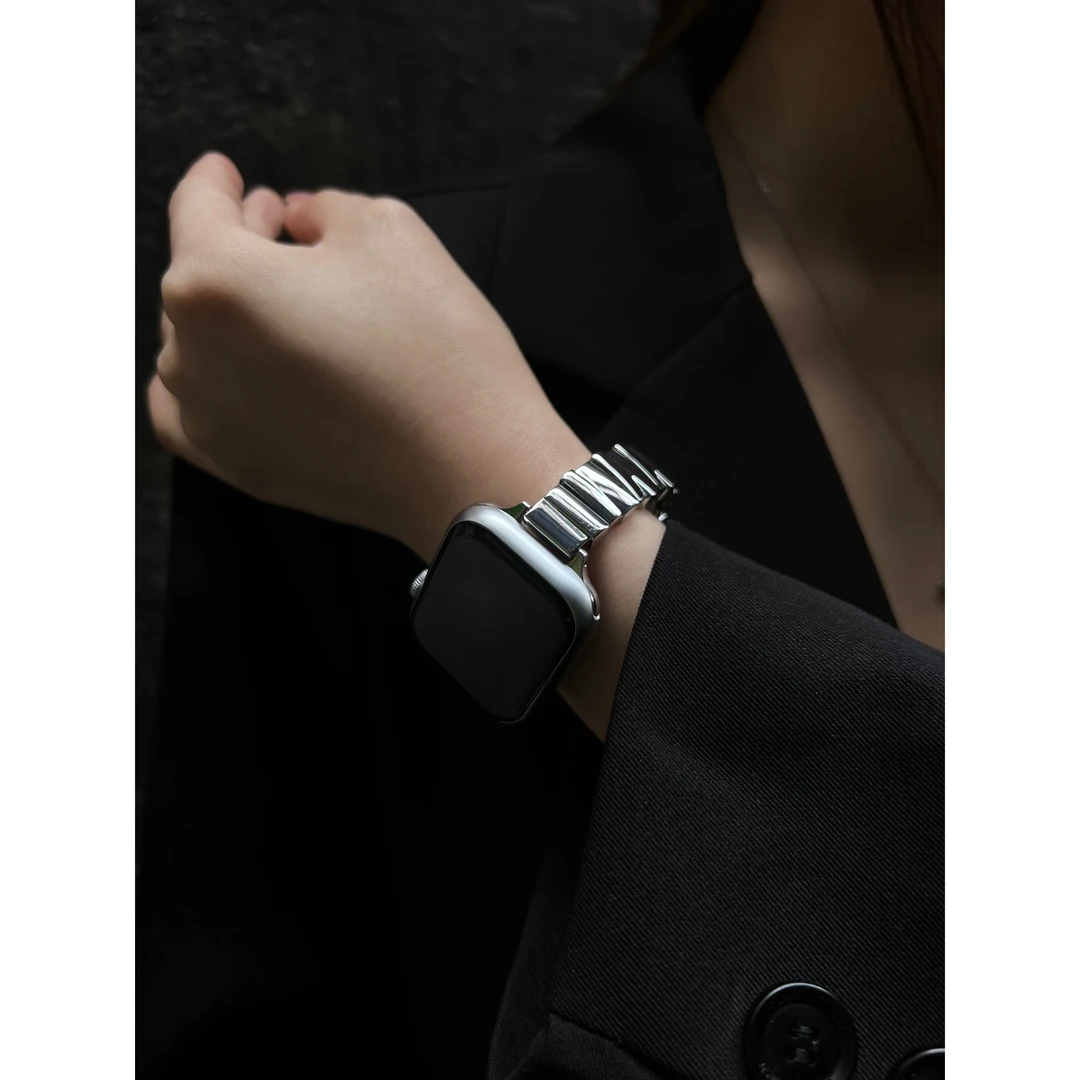 适用iwatchs9金属表带s8不规则金属蝴蝶扣腕带苹果手表67seUltra
