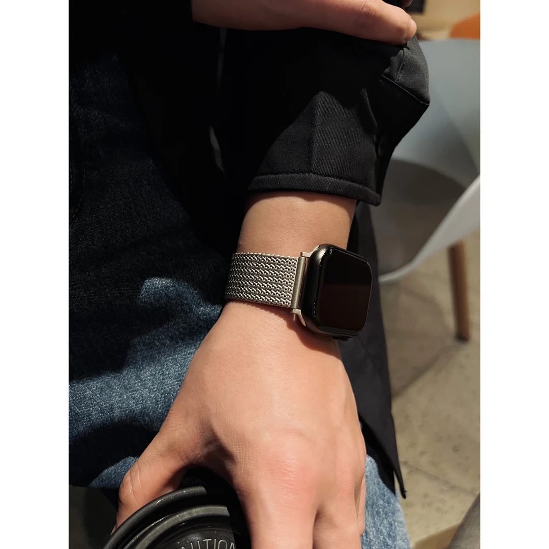 适用iwatchs9金属表带s8小麦穗钢带苹果手表7seUltra银色调节腕带