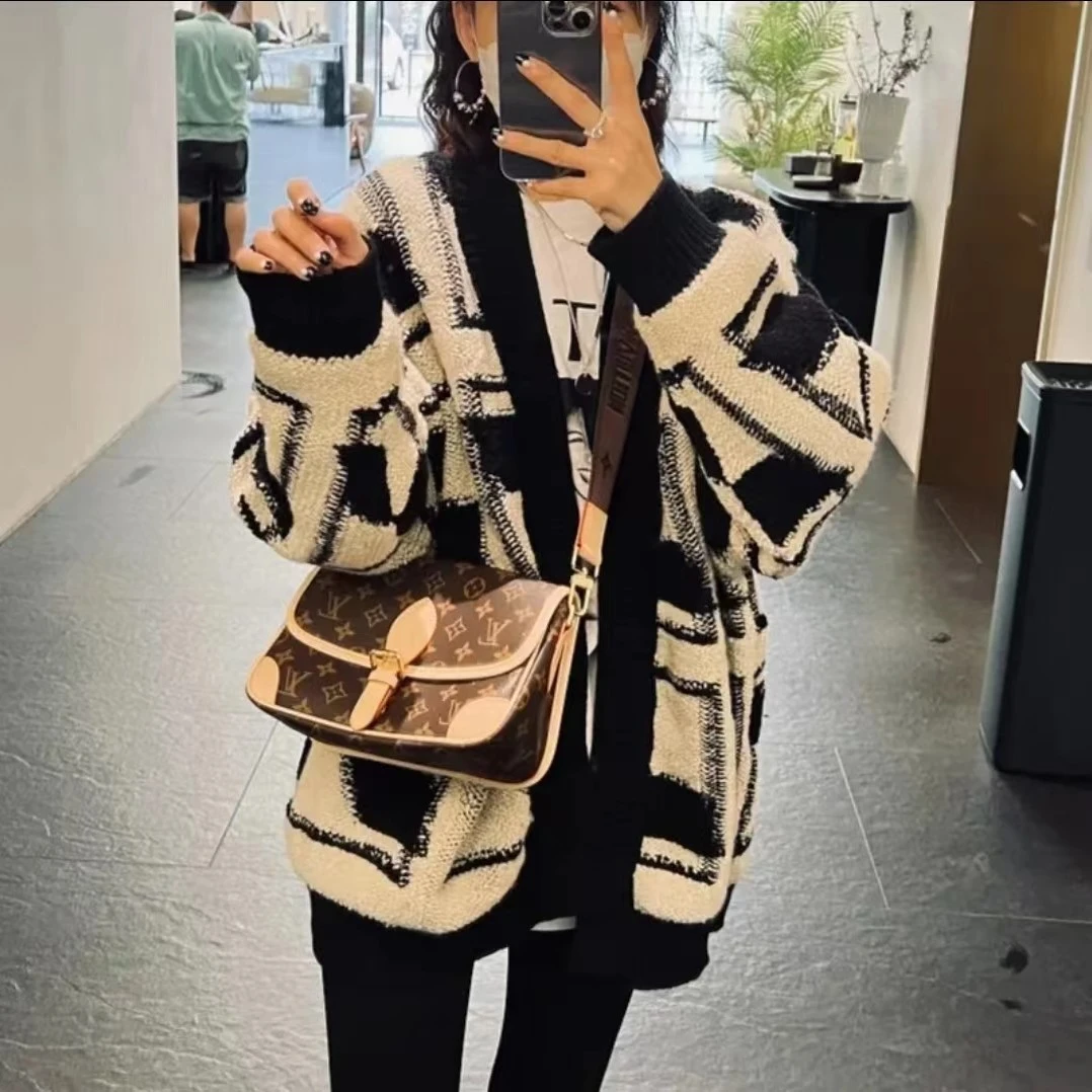 秋冬新款韩版慵懒风宽松外穿毛衣外套女时尚百搭针织开衫中长款