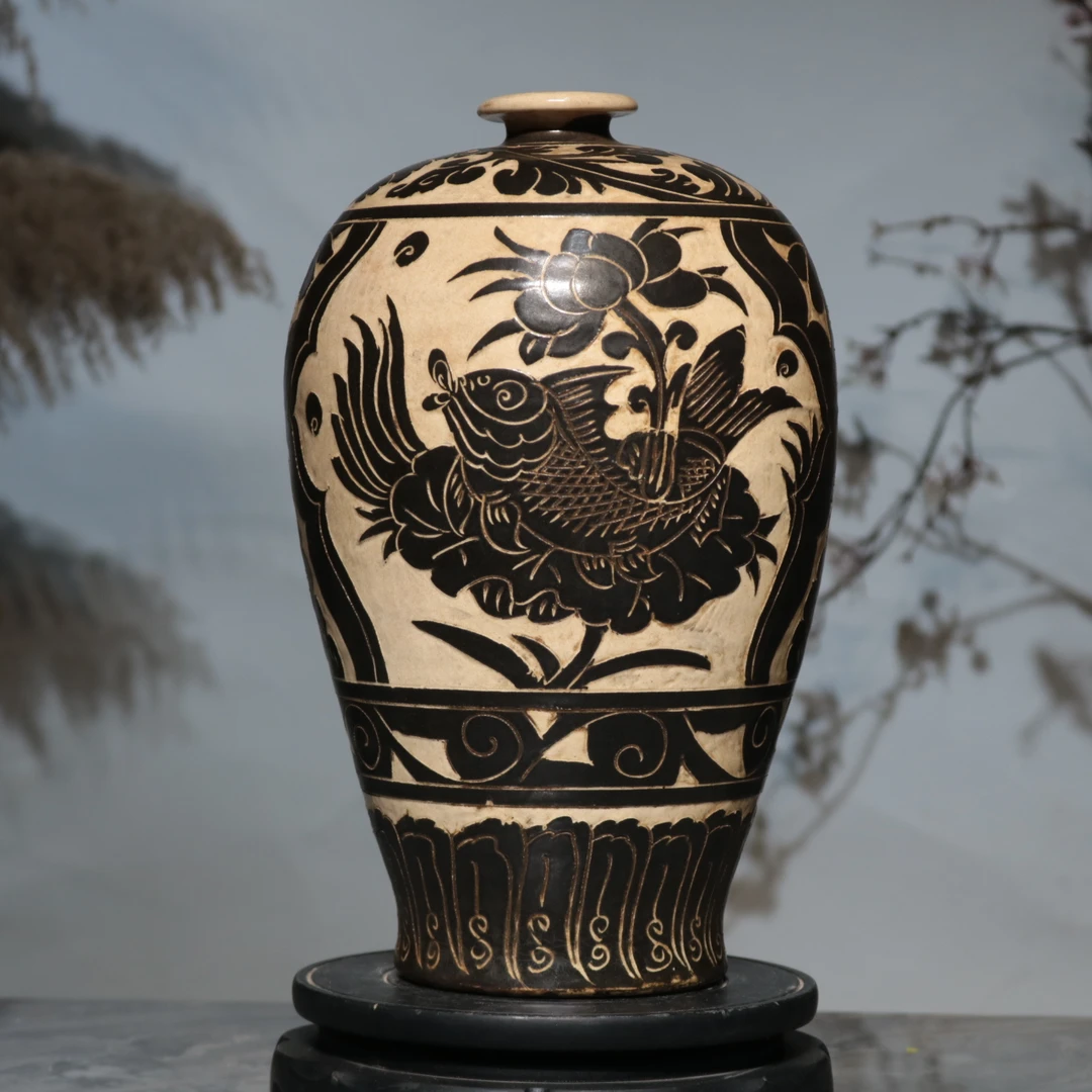精品收藏级磁州窑黑釉荷花锦鲤纹梅瓶复古纯手工玄关陶瓷摆件观赏