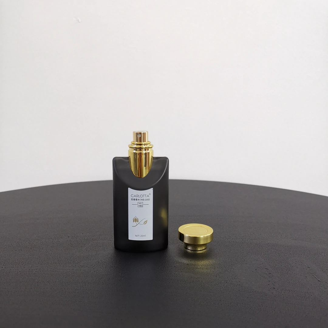 【黑茶】CARLOTTA/奕香 183号香水 25ml