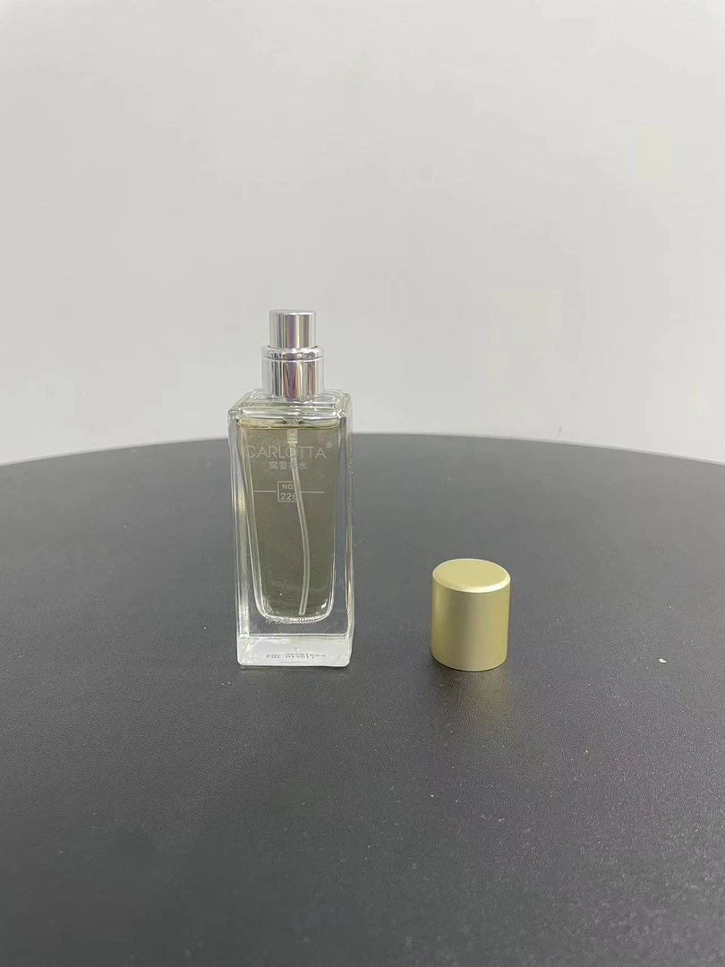 【鳄鱼女】CARLOTTA/奕香226号香水 25ml