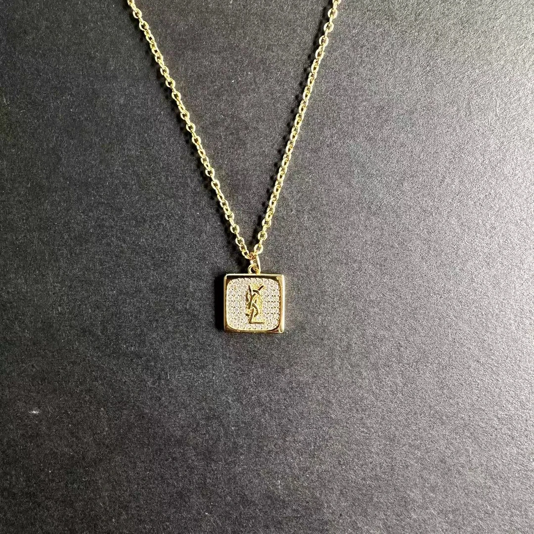 未使用  全新未使用/满天星项 链/公价3700/X08