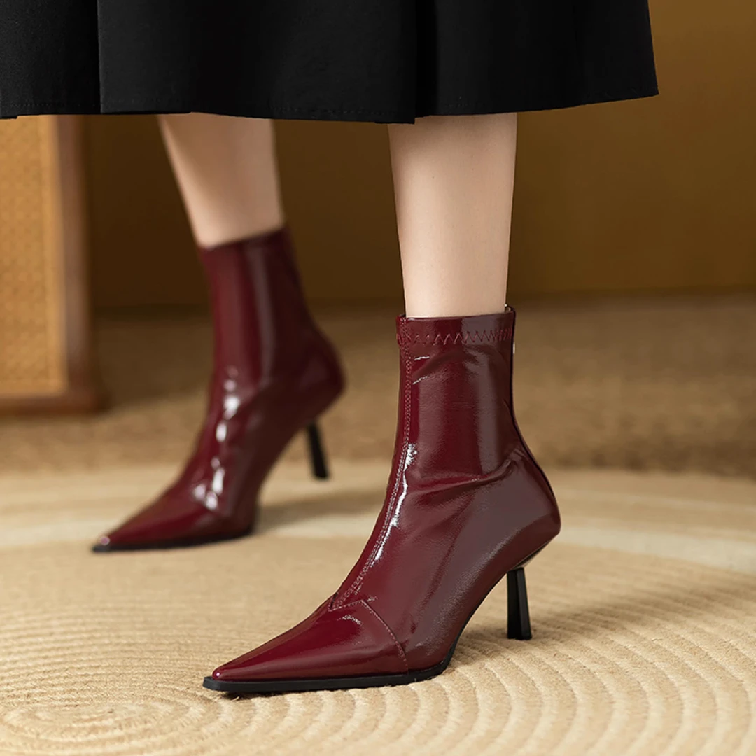 拜年穿搭尖头时尚短靴女2024年秋冬新款细跟时装靴高跟红色瘦瘦靴