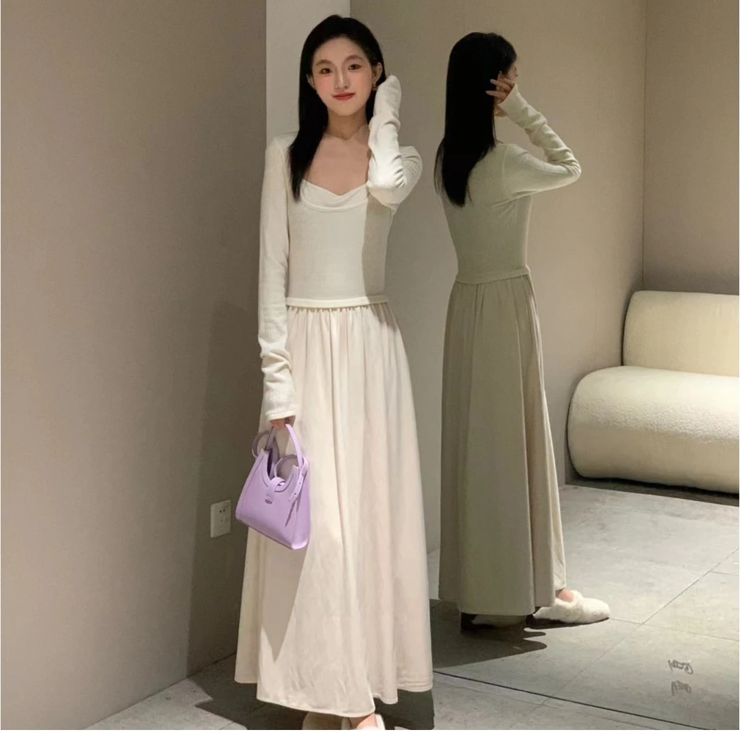 70不是七十【月光刻本 】秋冬假两件肌理针织拼接长袖连衣裙