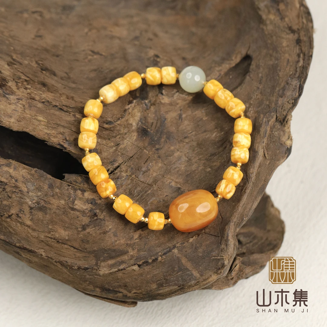 【18K金】蜜蜡0.5*0.6和田玉（山明水净）单圈手串￥【山木集】（多样性）
