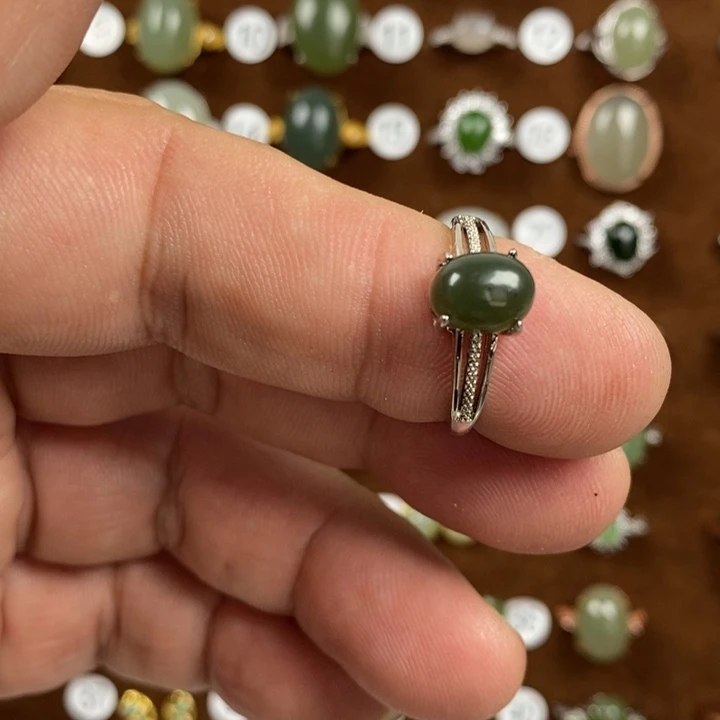 和田玉（青白玉）戒指合金