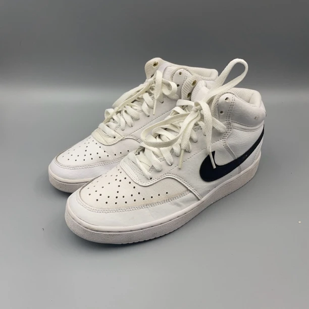 40码 内长250 正品 Nike缓震板鞋 无原盒 公价 699