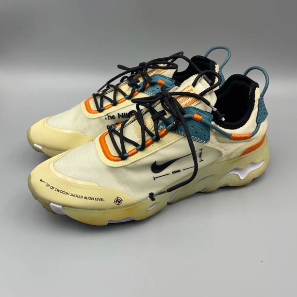 42.5码 内长270 正品Nike React Live泡棉缓震跑鞋 无盒 公价2299