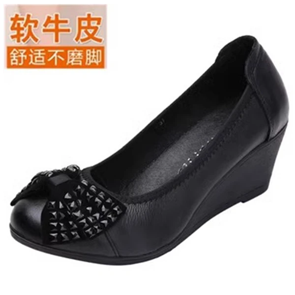 女鞋春秋皮鞋单鞋女士软底妈妈鞋牛皮百搭黑色防滑平底浅口中跟
