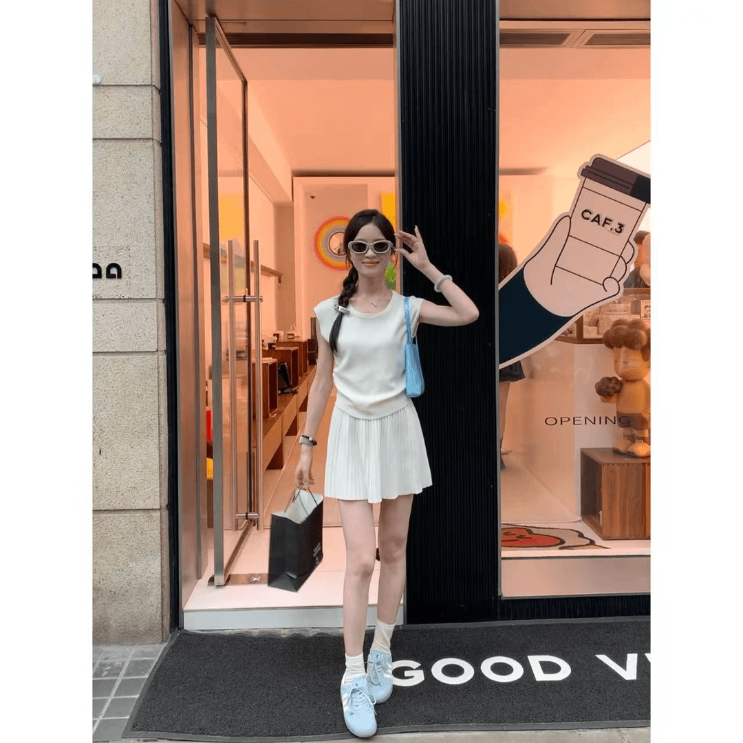 【欧阳喜OYANXI】花花软绵奶霜通勤风气质法式减龄针织时尚显瘦套装