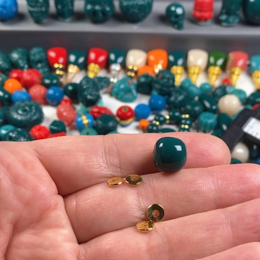 【闪购商品】琉璃颈饰天**下