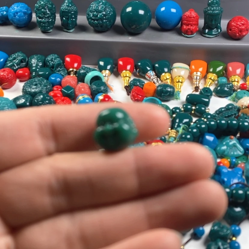 【闪购商品】琉璃颈饰“****”