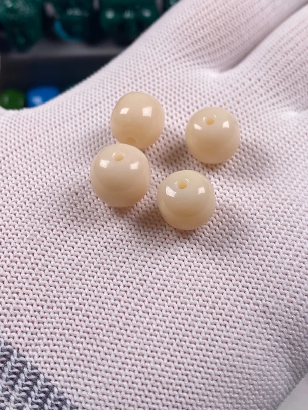 雪巴琉璃白色老型珠可搭配顶珠腰珠三通背云配饰女款百搭镶嵌桶珠
