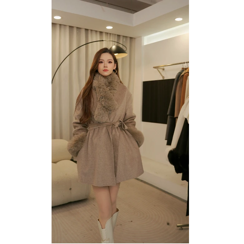 短款大衣浴袍毛领保暖内胆气质秋冬轻奢收腰外套系带设计师