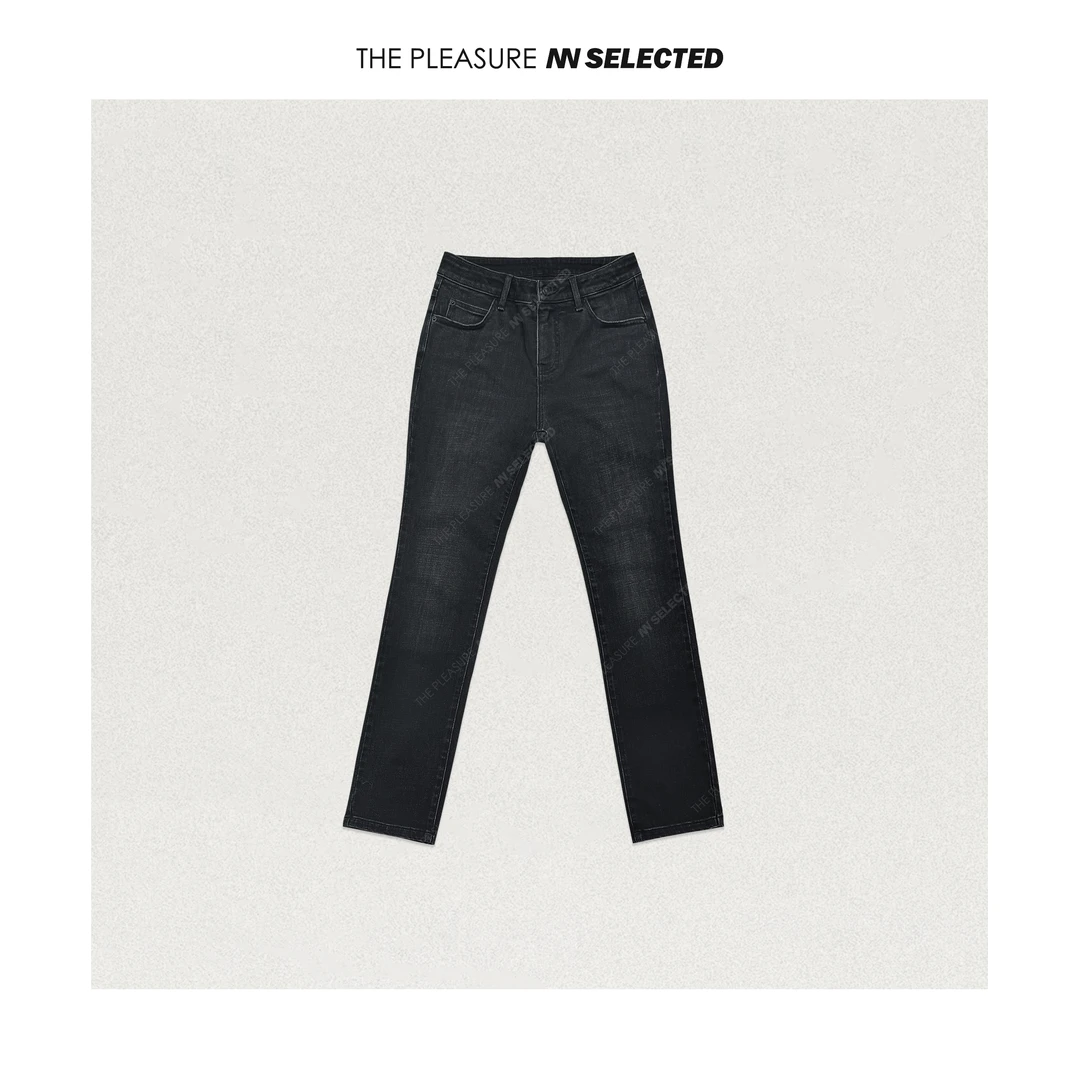 NiannNiann 小众女装复古洗水显瘦微弹小腿直筒牛仔裤 14523