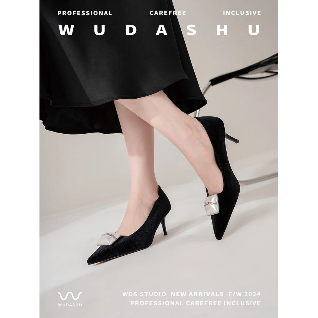 【清仓】法式复古绒面方扣晚风气质尖头细跟浅口显瘦单鞋20-427