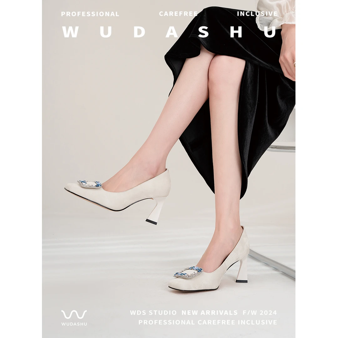 吴大叔法式气质水钻方扣方头高跟鞋女新中式国风单鞋