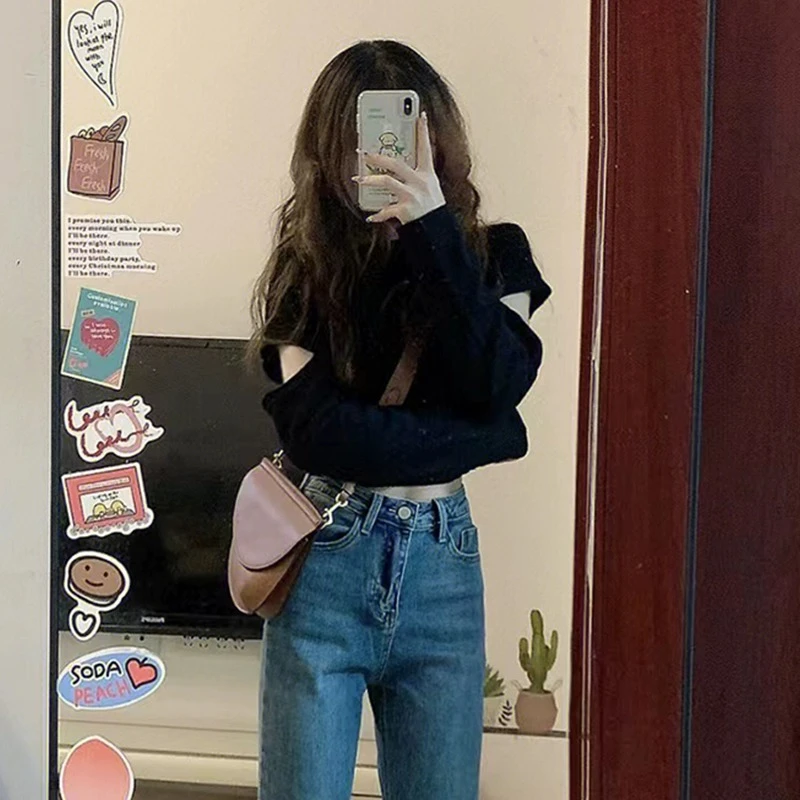 正肩黑色修身收腰长袖t恤女春秋内搭破洞镂空辣妹短款别致打底衫