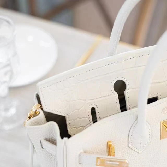 HXXXXS时尚包包鳄鱼纹拼接真皮25高级女士气质单肩白色百搭