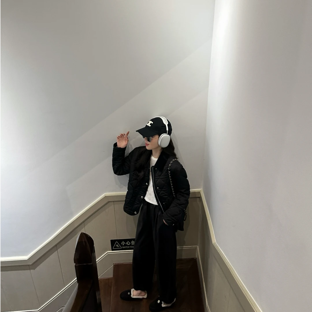 syna 小岛观雪 菱格纹外套