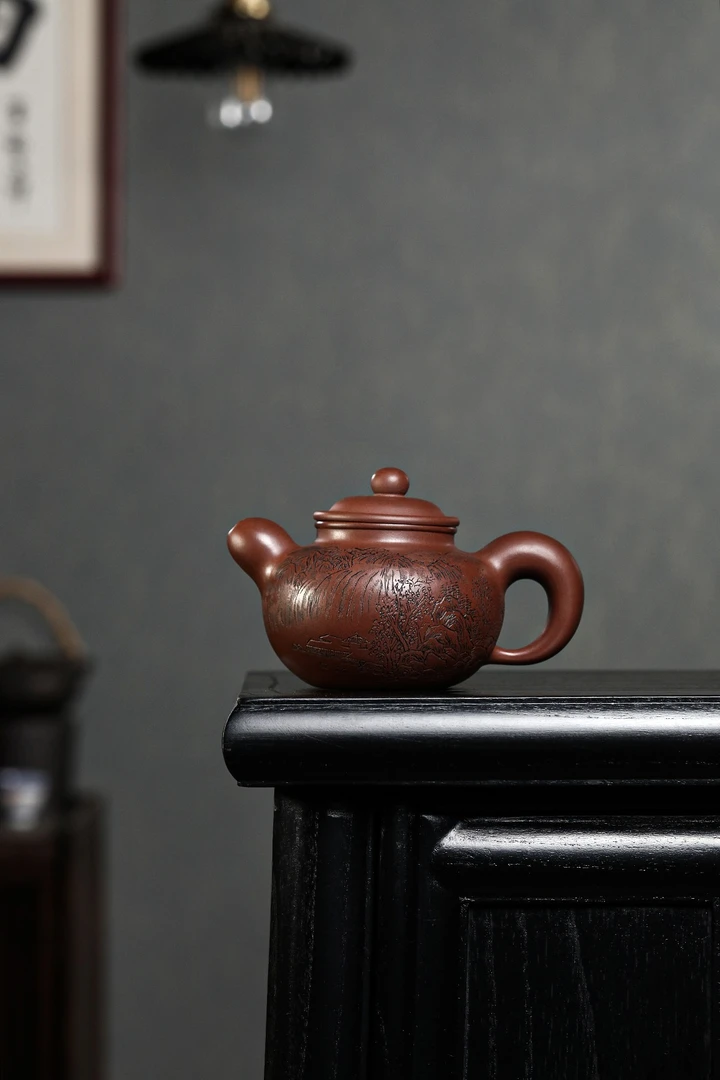 【道洪掇球】290cc原矿紫泥精刻山水手制紫砂壶茶具