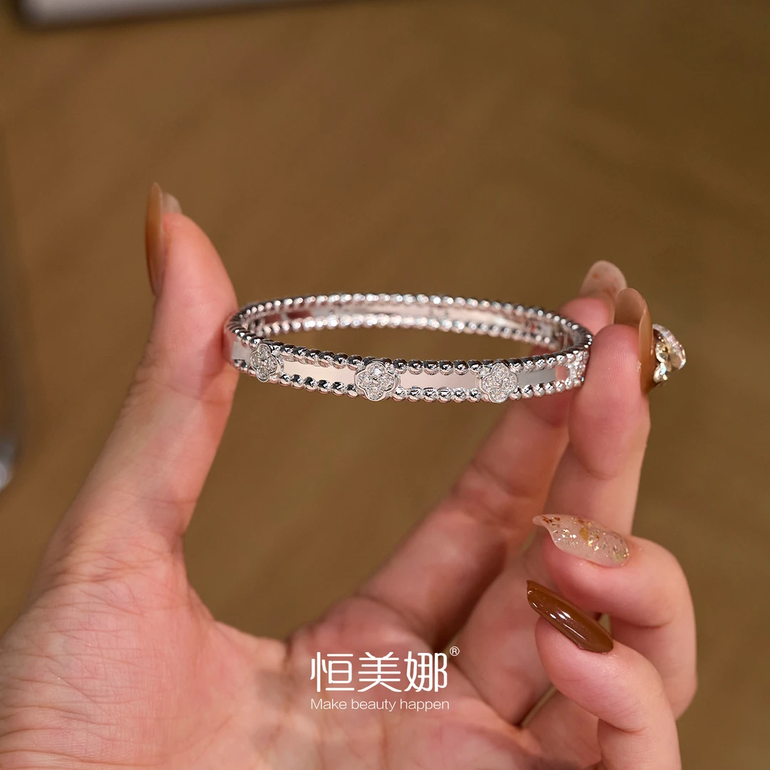 925银莫桑石手镯 万花筒手镯气质轻奢时尚百搭简约镶嵌