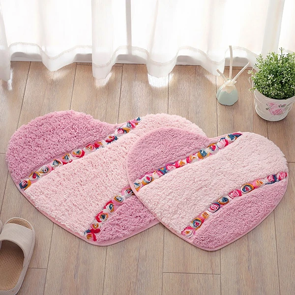 可爱少女心地毯爱心地垫卧室门垫浴室吸水防滑垫家用卫生间脚垫