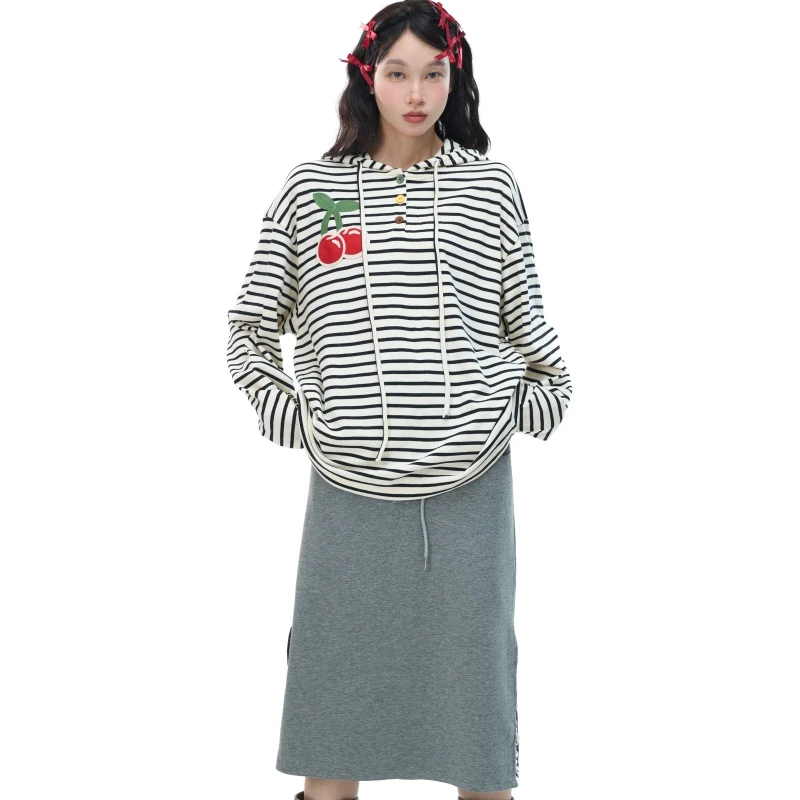 【MtoQuinn】24AW小众设计师款连帽樱桃刺绣长袖T恤设计师款女装