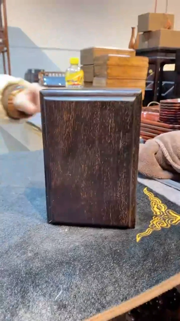 【闪购商品】红贵宝木雕zt 抽拉盒 尺寸15*10*5 微瑕