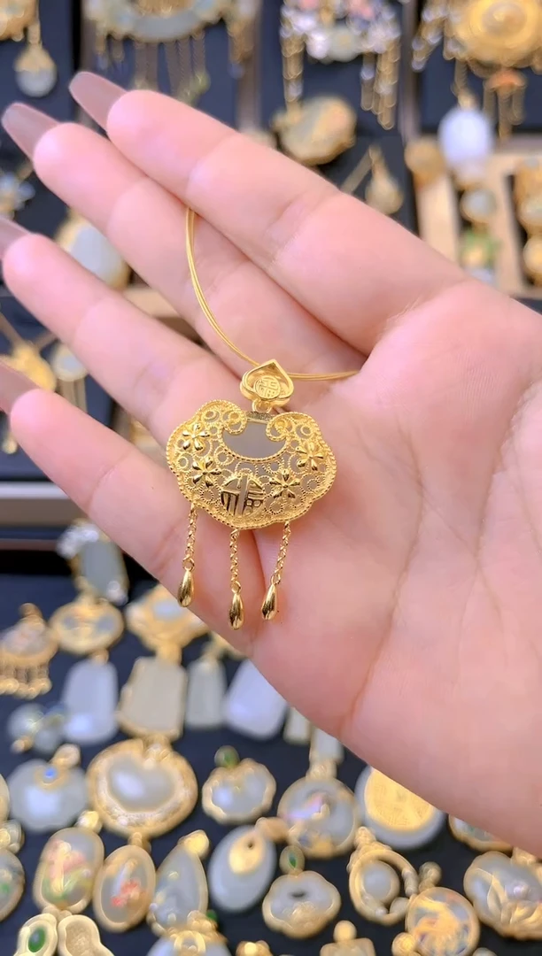 【闪购商品】和田玉吊坠银S925镀金镶嵌花丝镂空如意流苏锁吊坠