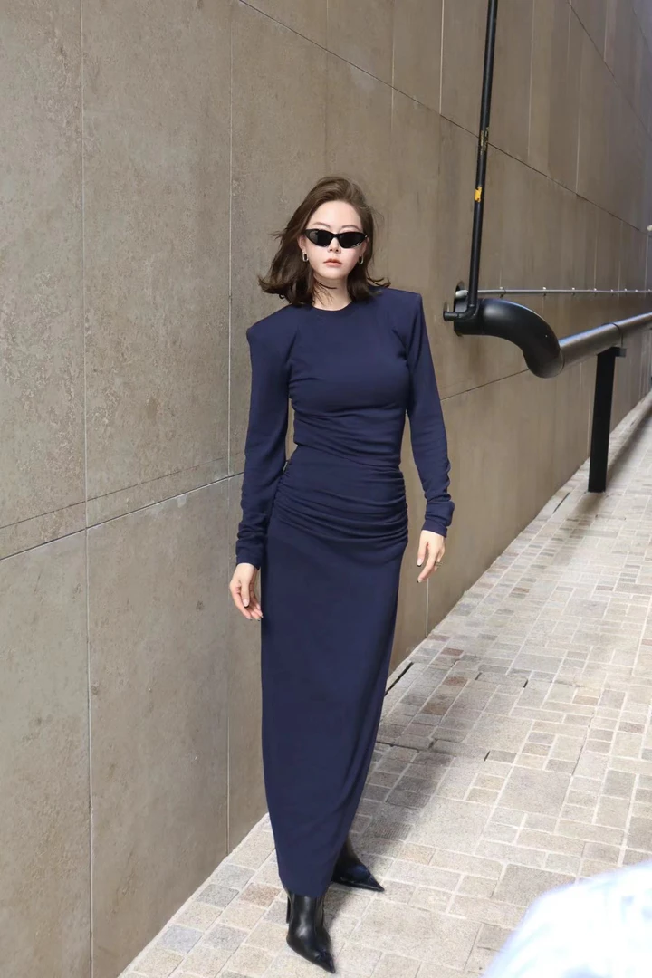 KIOKWANG// 小众设计感 侧边不规则褶皱长袖上衣半裙套装