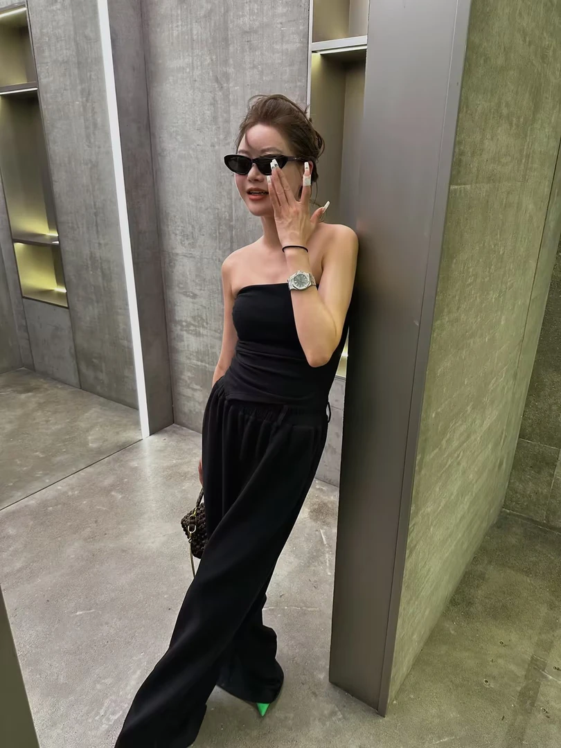 KIOKWANG//特殊纹理面感 一字褶皱抹胸修身上衣松紧腰长裤套装